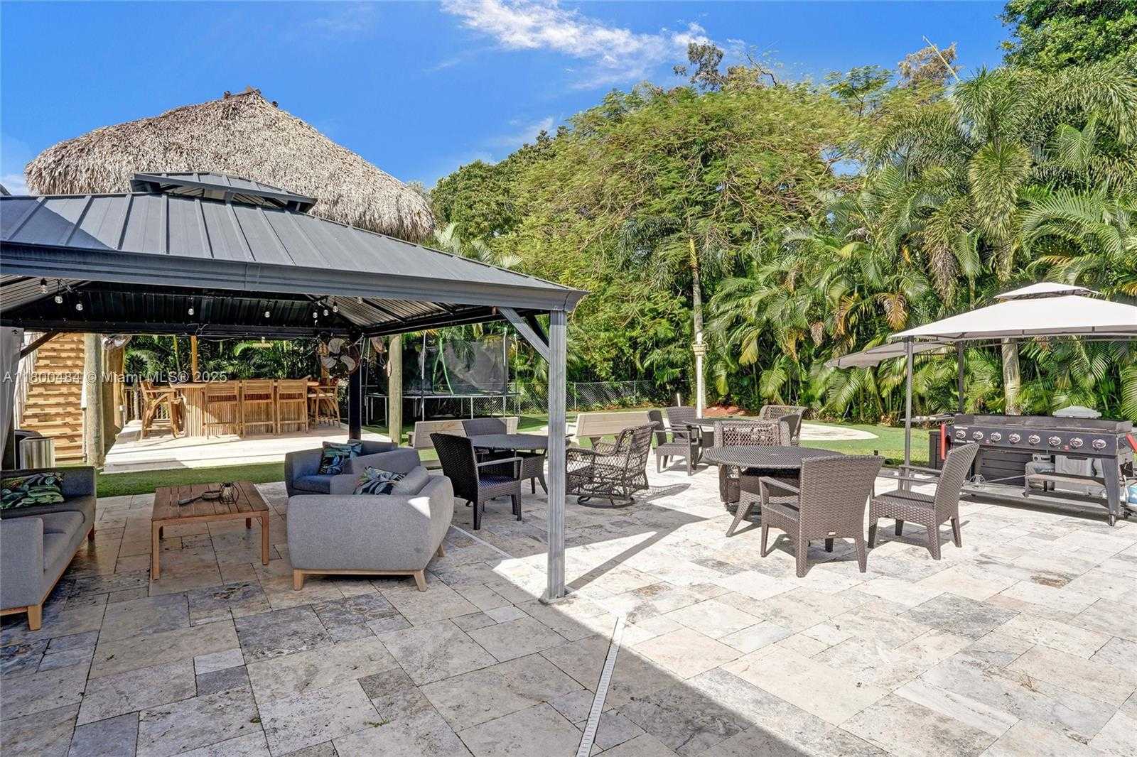 Small Image of 10831 SOUTH WEST 51ST CT, Davie Number 60