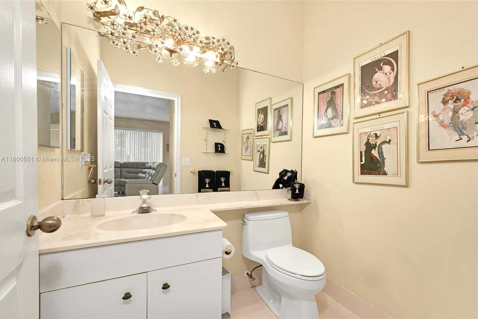 Small Image of 7600 BELMONTE BLVD, Margate Number 20