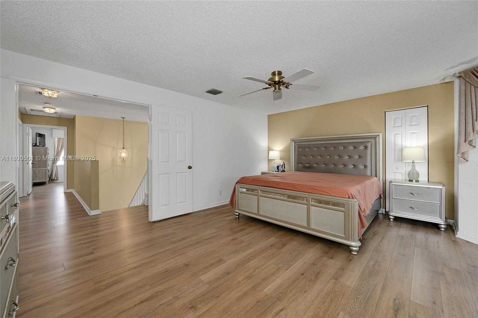 Small Image of 7600 BELMONTE BLVD, Margate Number 25