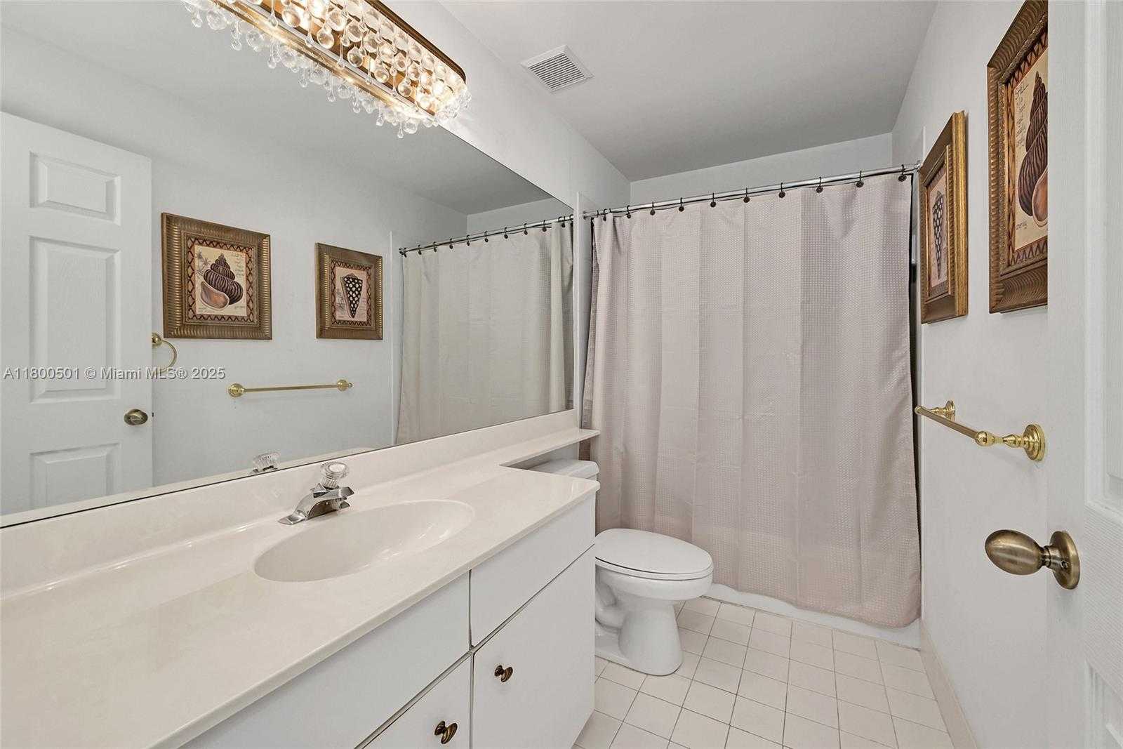 Small Image of 7600 BELMONTE BLVD, Margate Number 29
