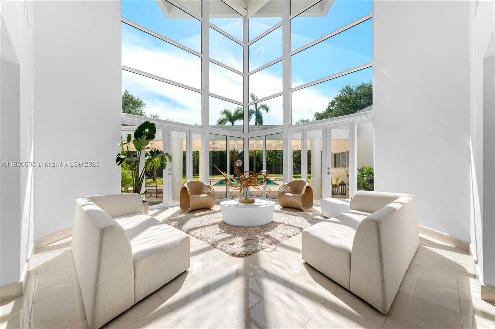 Small Image of 9500 SOUTH WEST 60TH CT, Pinecrest Number 2