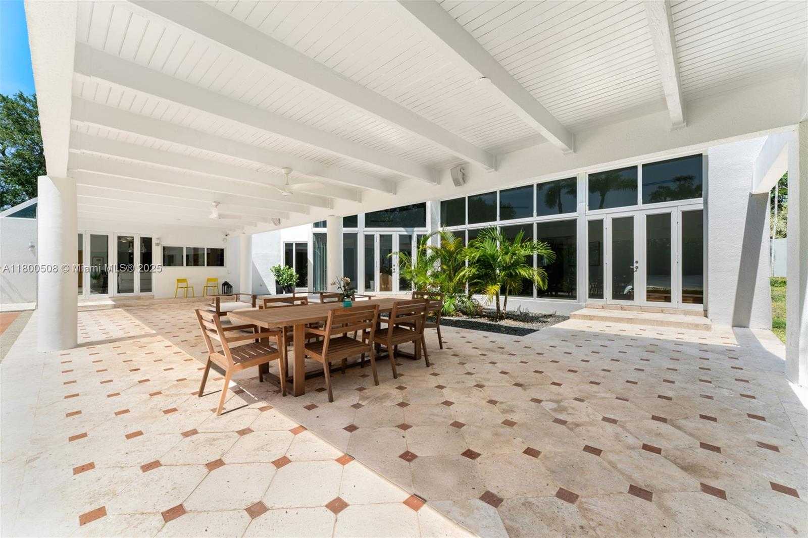 Small Image of 9500 SOUTH WEST 60TH CT, Pinecrest Number 33