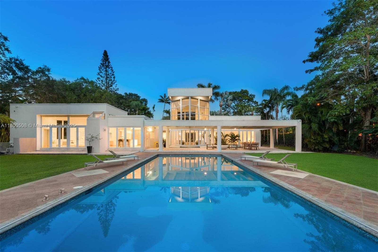 Small Image of 9500 SOUTH WEST 60TH CT, Pinecrest Number 46