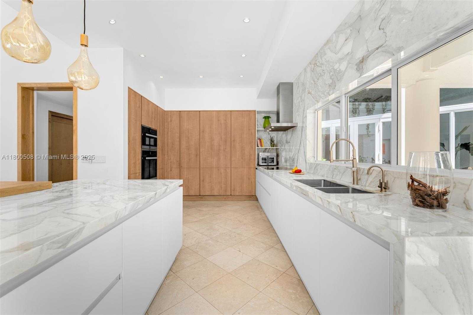 Small Image of 9500 SOUTH WEST 60TH CT, Pinecrest Number 5