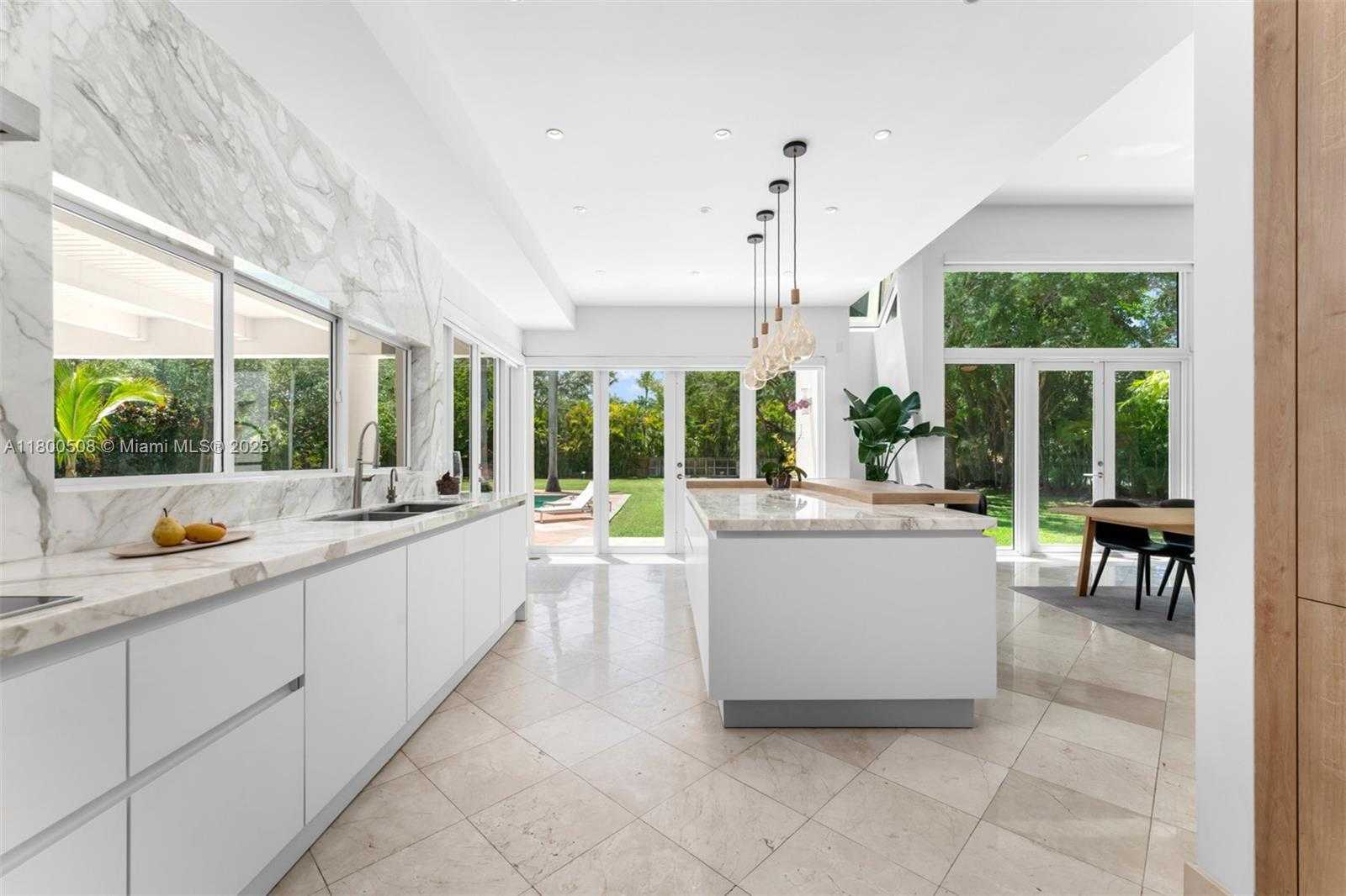 Small Image of 9500 SOUTH WEST 60TH CT, Pinecrest Number 8