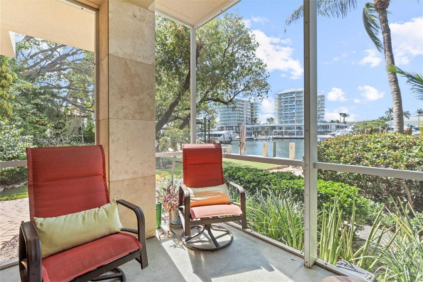 Small Image of 2500 MERCEDES DR, Fort Lauderdale Number 14