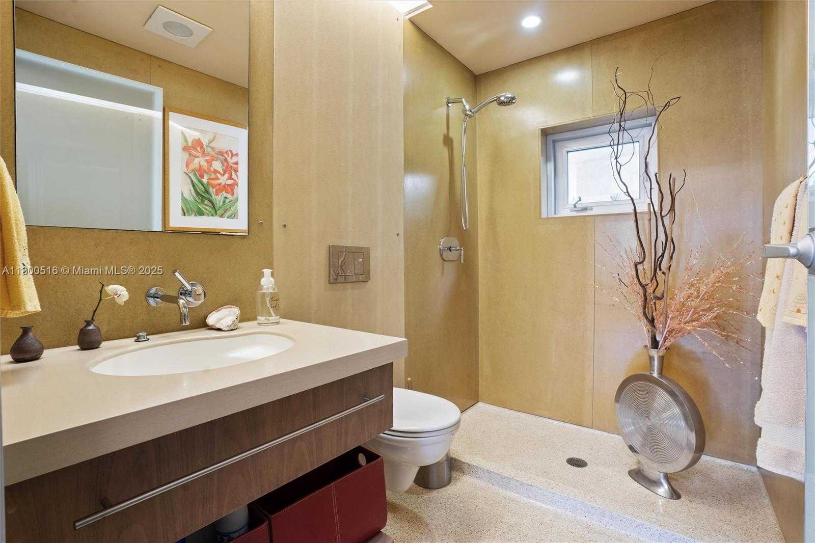 Small Image of 2500 MERCEDES DR, Fort Lauderdale Number 17