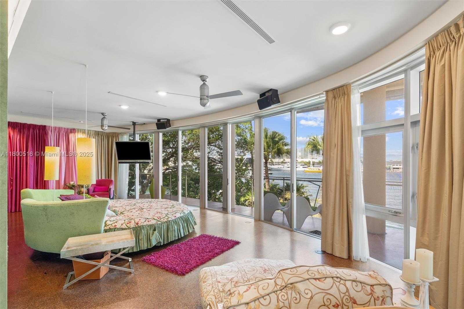 Small Image of 2500 MERCEDES DR, Fort Lauderdale Number 20