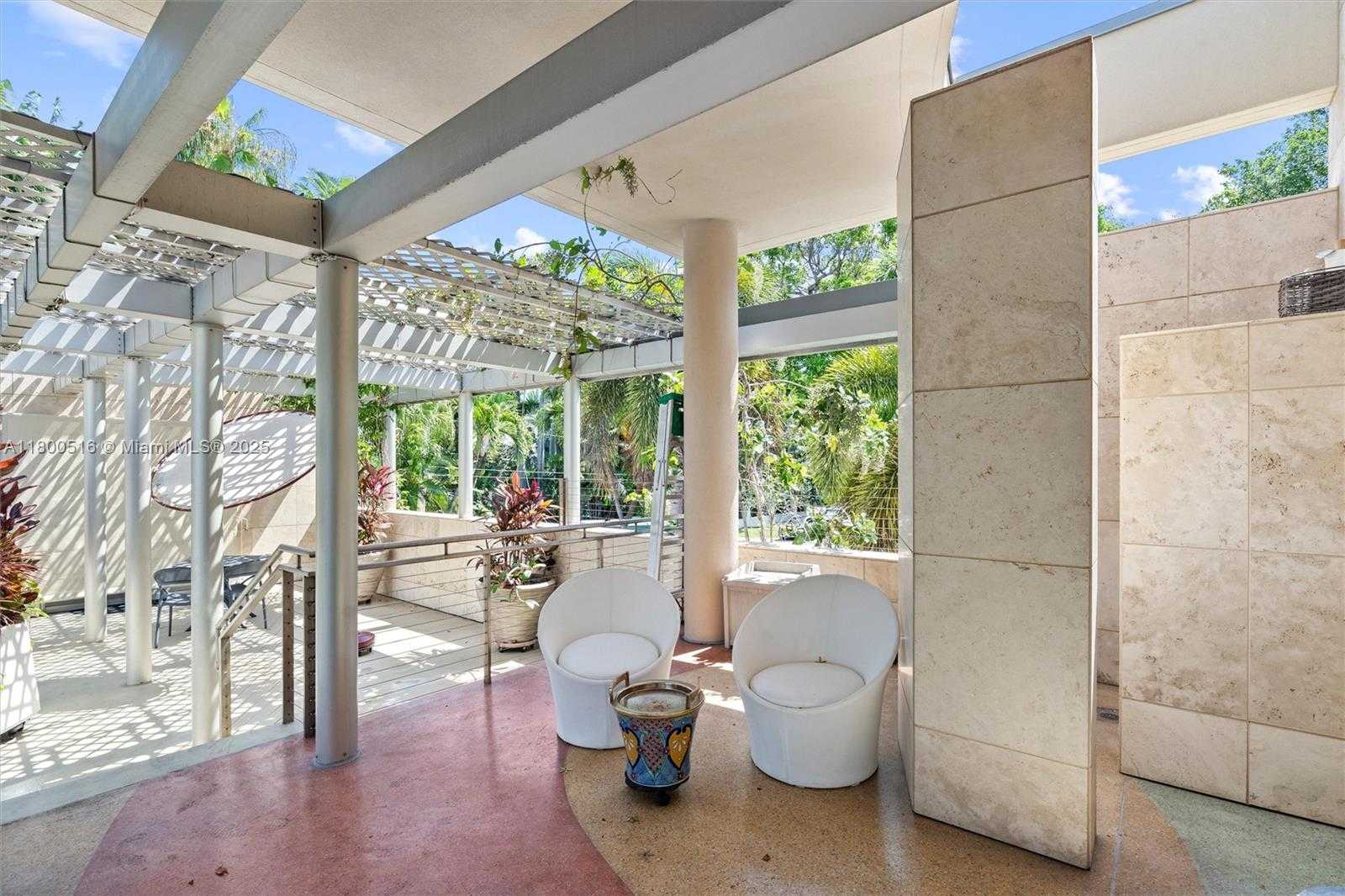 Small Image of 2500 MERCEDES DR, Fort Lauderdale Number 25