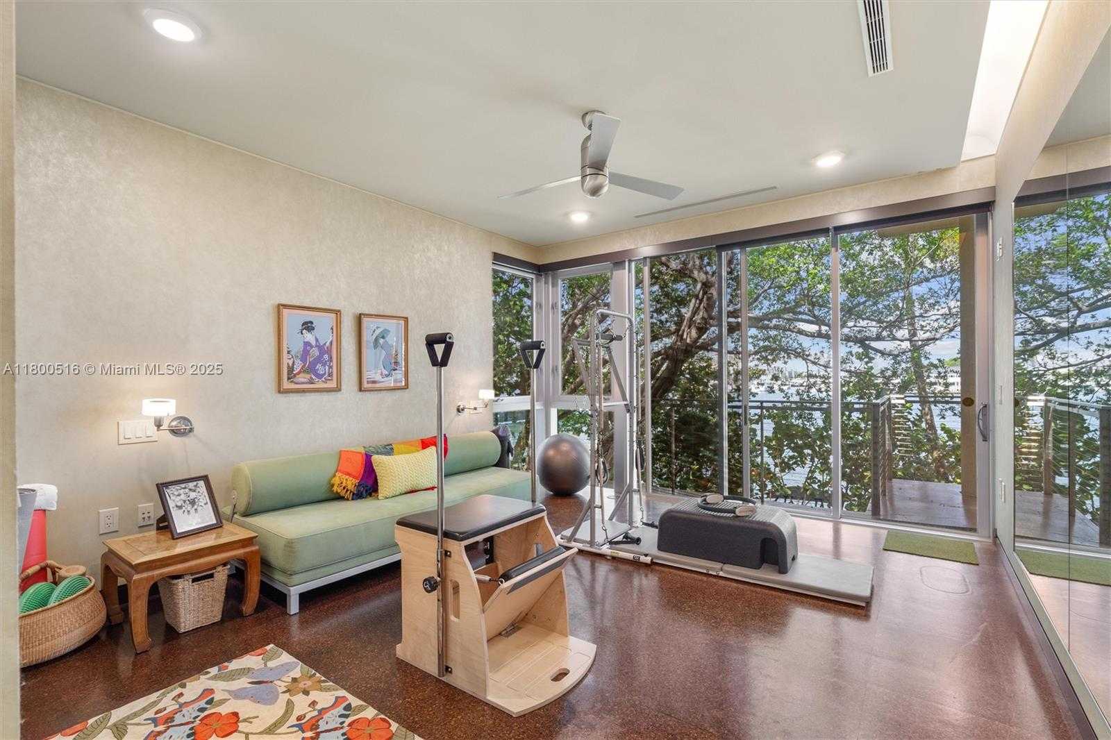 Small Image of 2500 MERCEDES DR, Fort Lauderdale Number 27