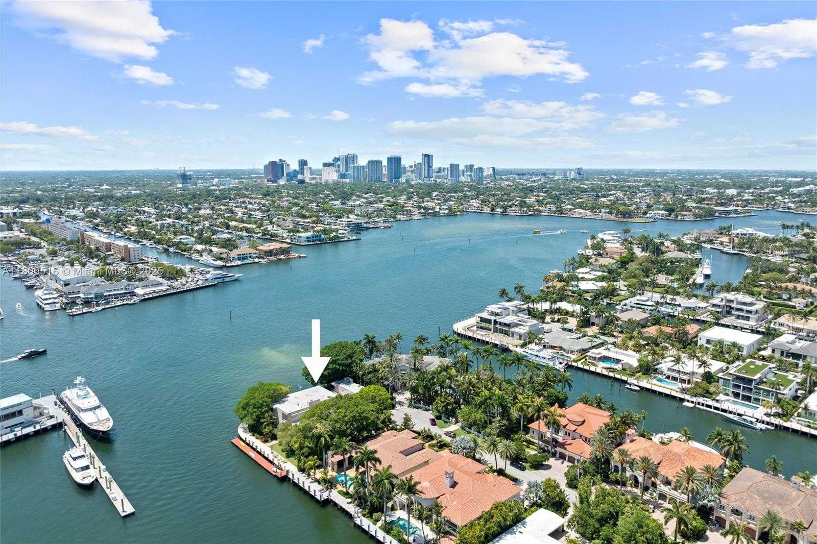 Small Image of 2500 MERCEDES DR, Fort Lauderdale Number 3