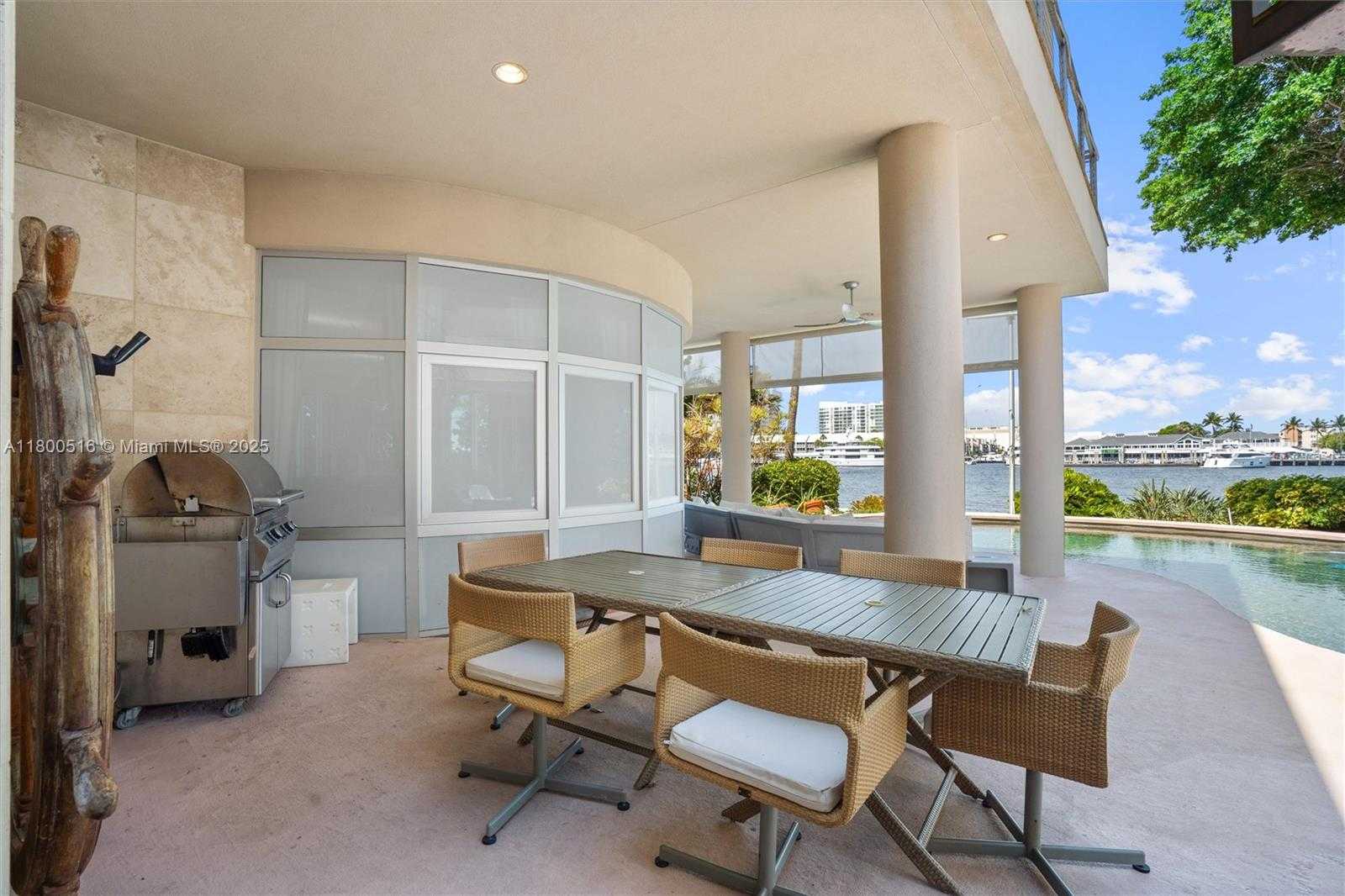 Small Image of 2500 MERCEDES DR, Fort Lauderdale Number 35