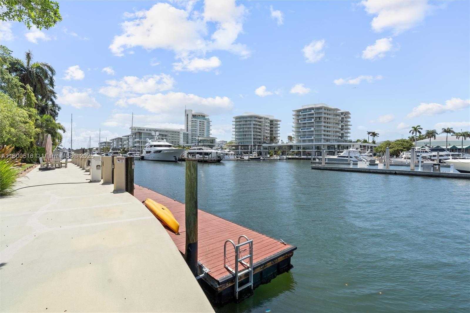 Small Image of 2500 MERCEDES DR, Fort Lauderdale Number 42