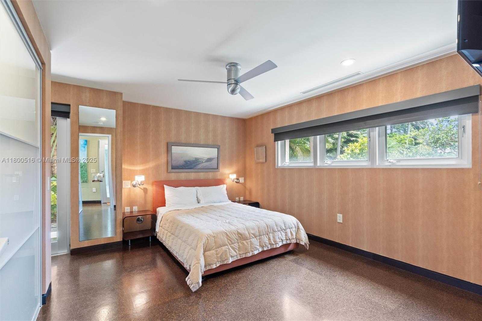 Small Image of 2500 MERCEDES DR, Fort Lauderdale Number 48