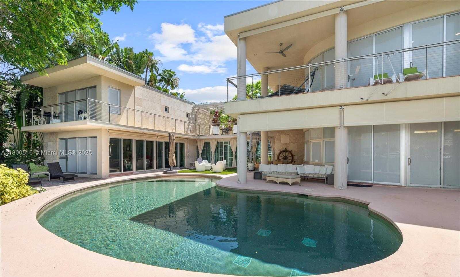 Small Image of 2500 MERCEDES DR, Fort Lauderdale Number 5