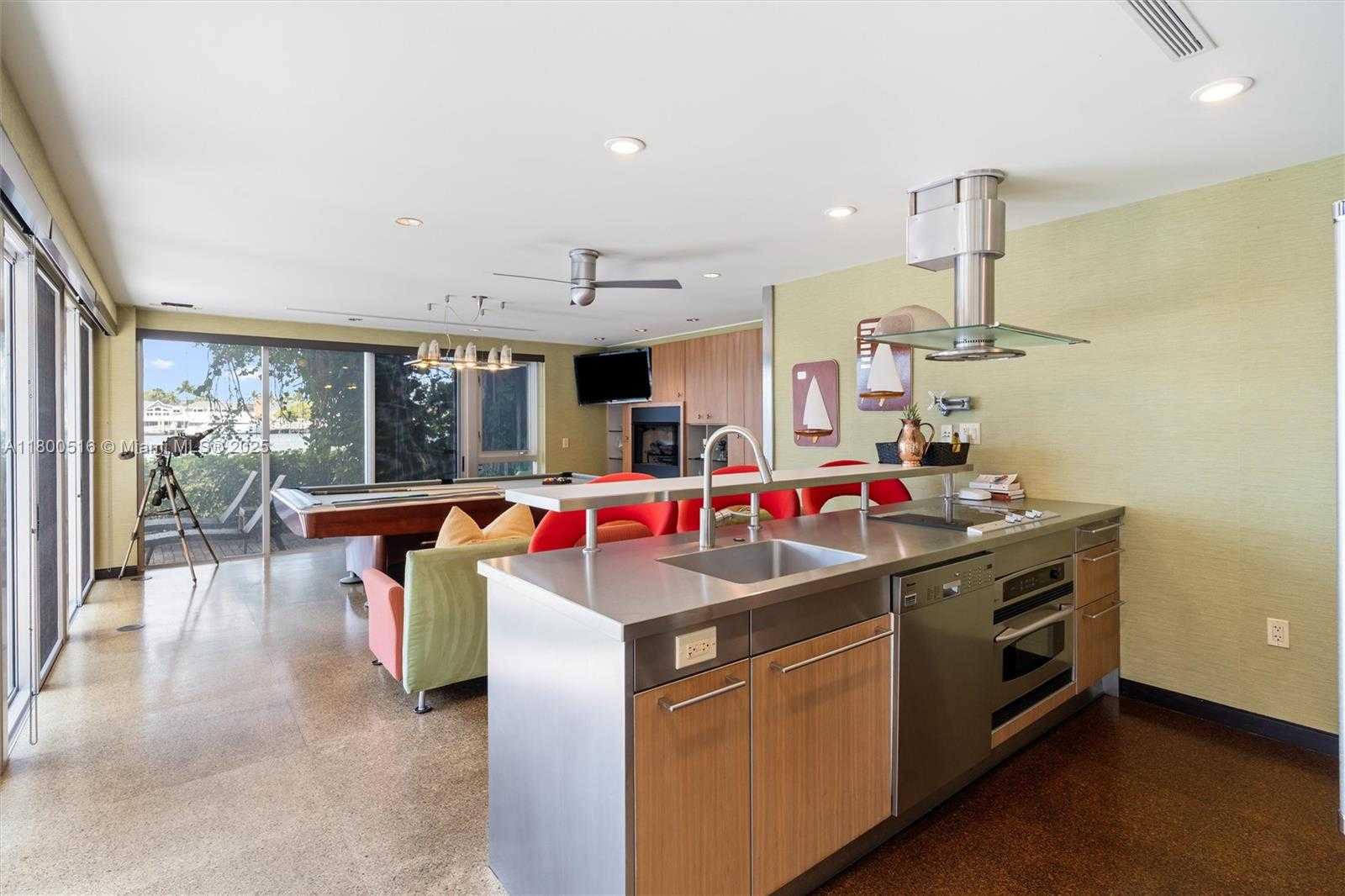 Small Image of 2500 MERCEDES DR, Fort Lauderdale Number 51