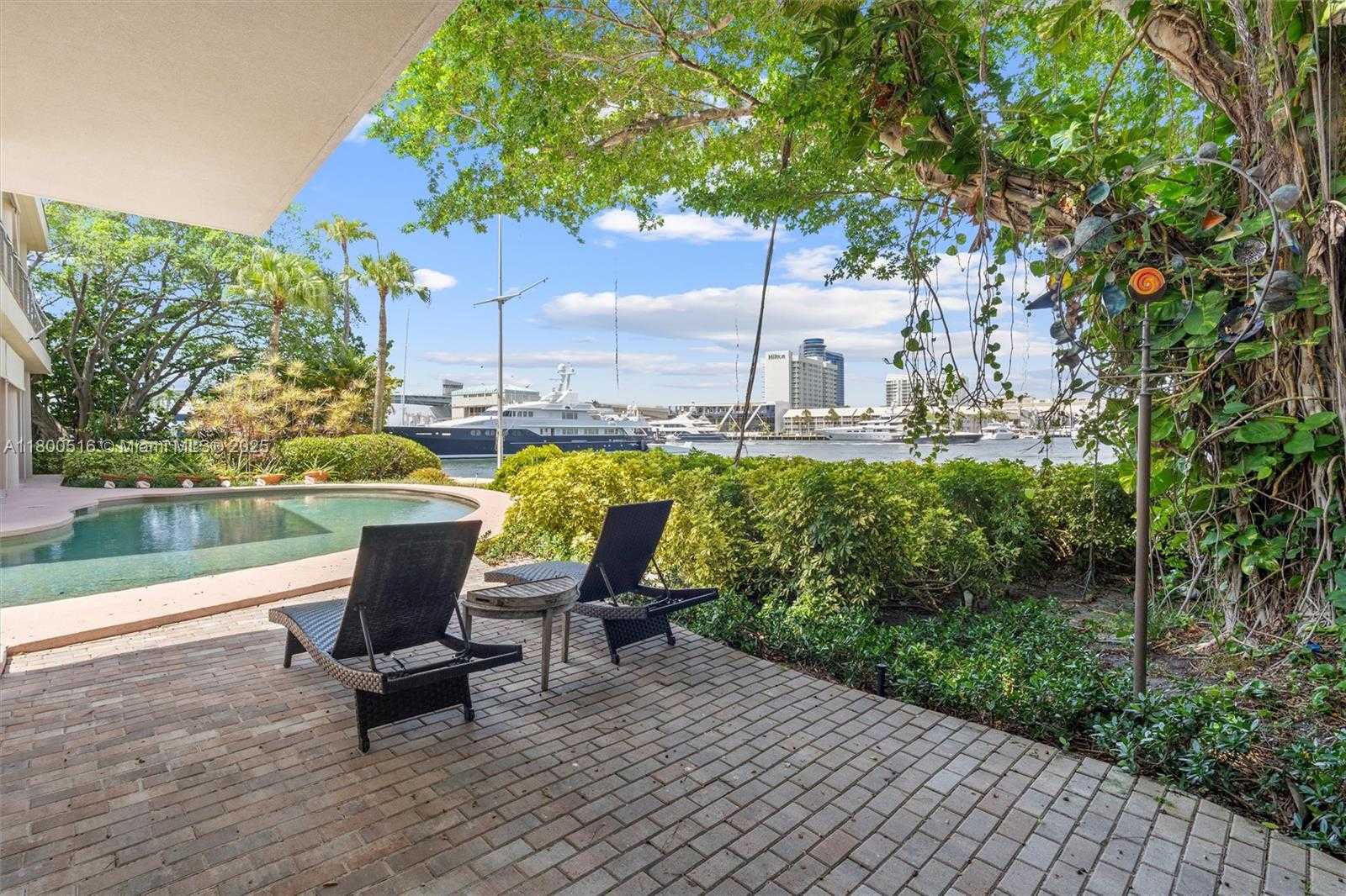 Small Image of 2500 MERCEDES DR, Fort Lauderdale Number 60