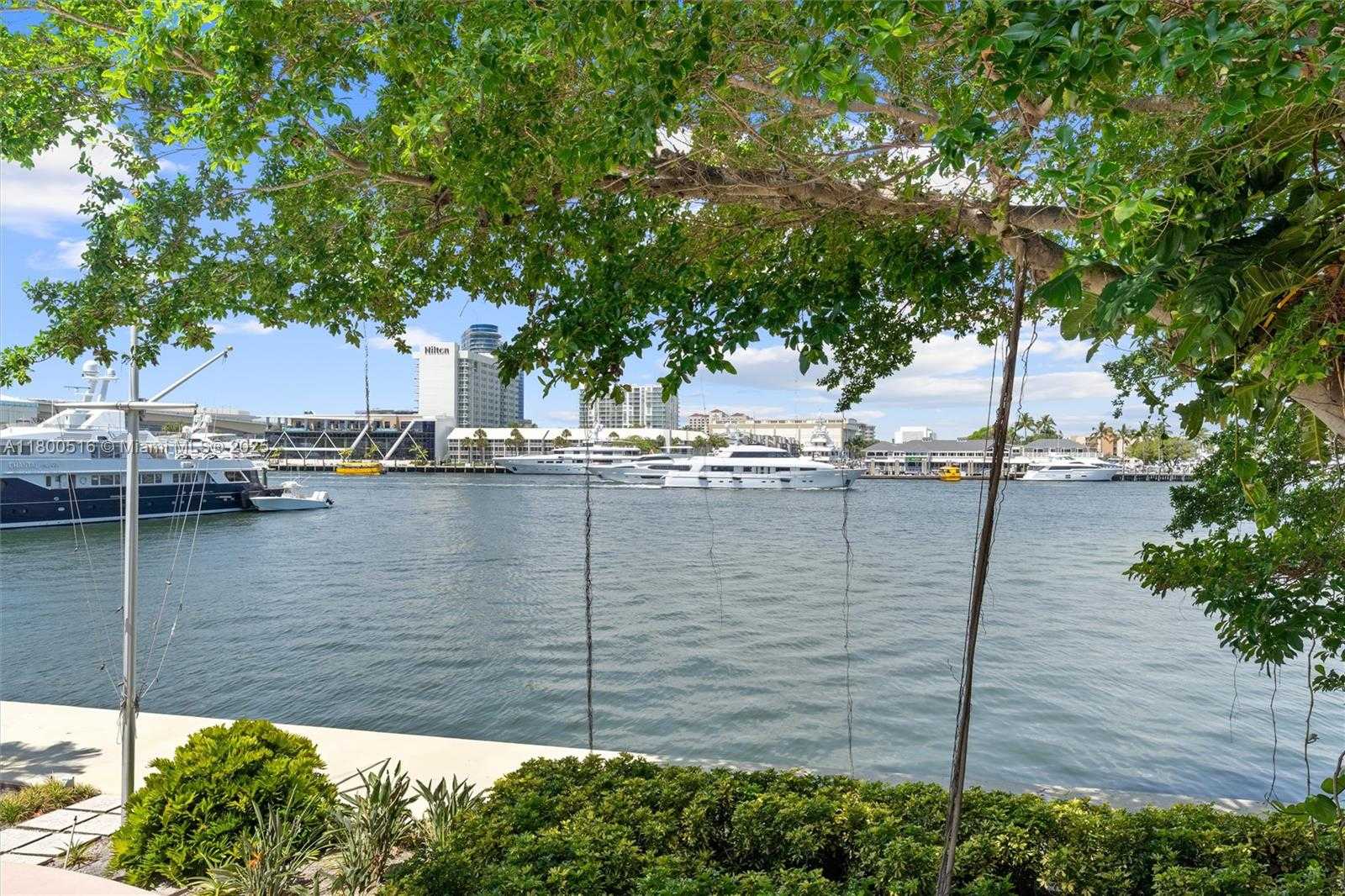 Small Image of 2500 MERCEDES DR, Fort Lauderdale Number 61