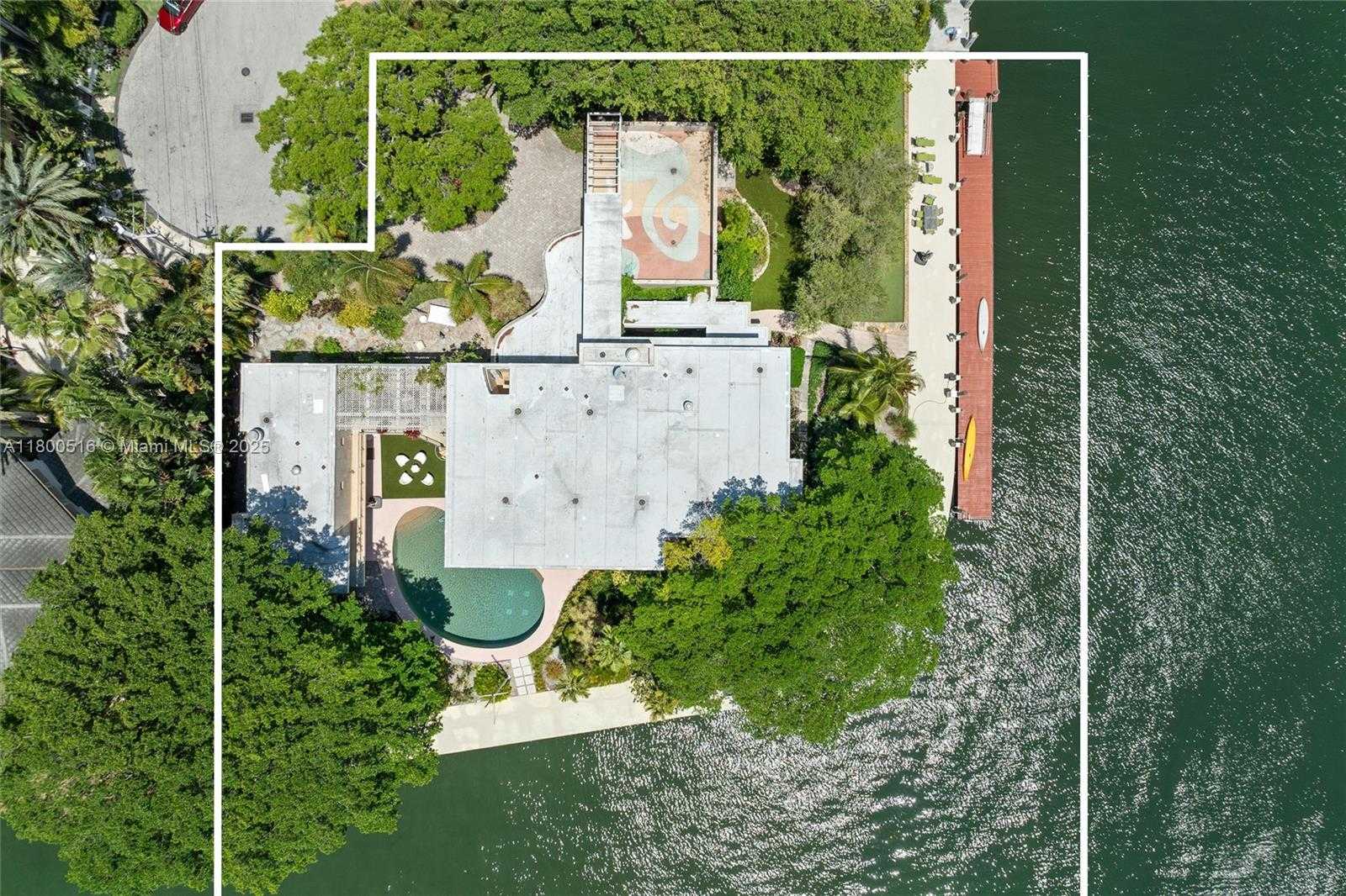 Small Image of 2500 MERCEDES DR, Fort Lauderdale Number 62