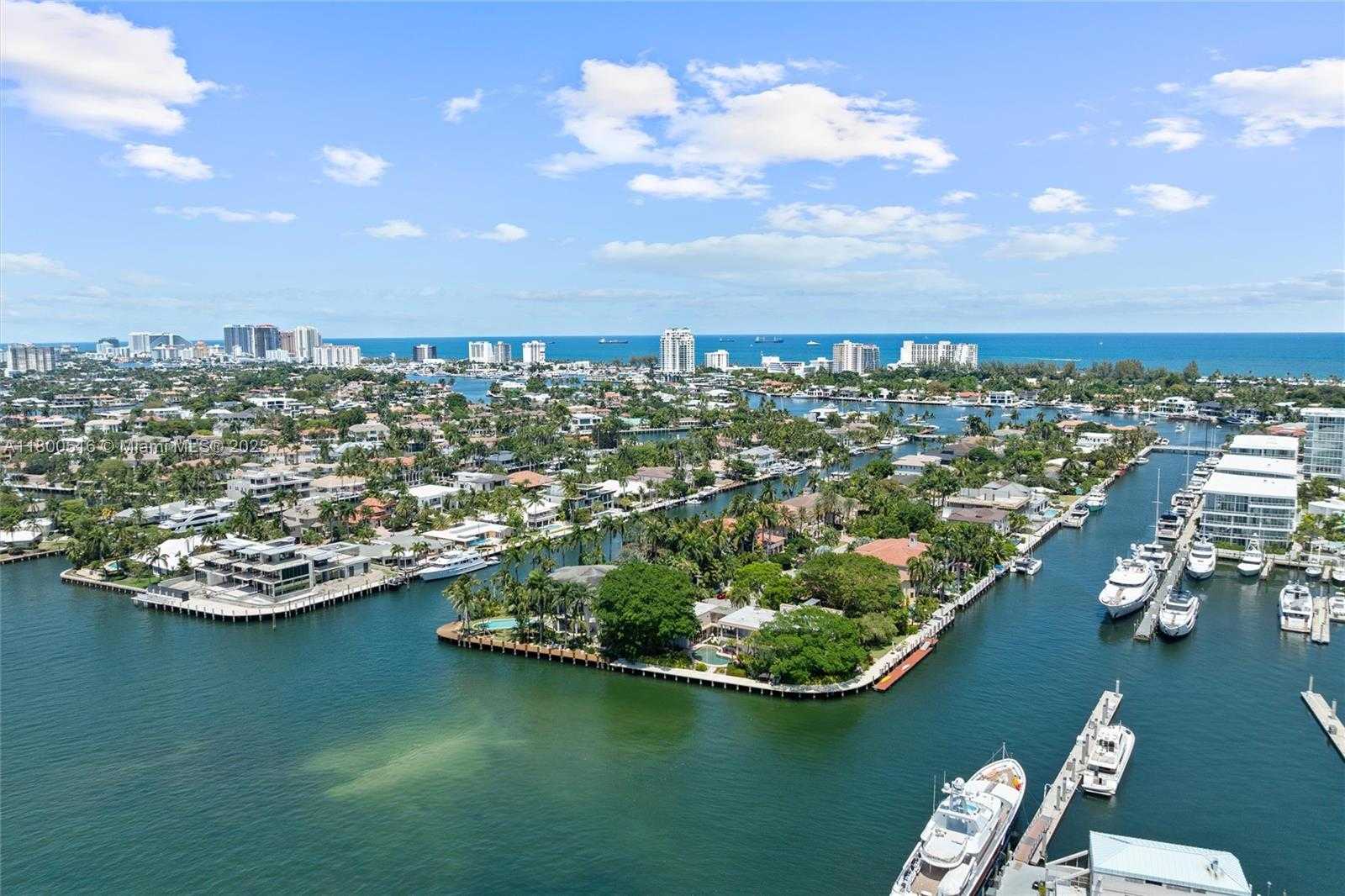 Small Image of 2500 MERCEDES DR, Fort Lauderdale Number 68