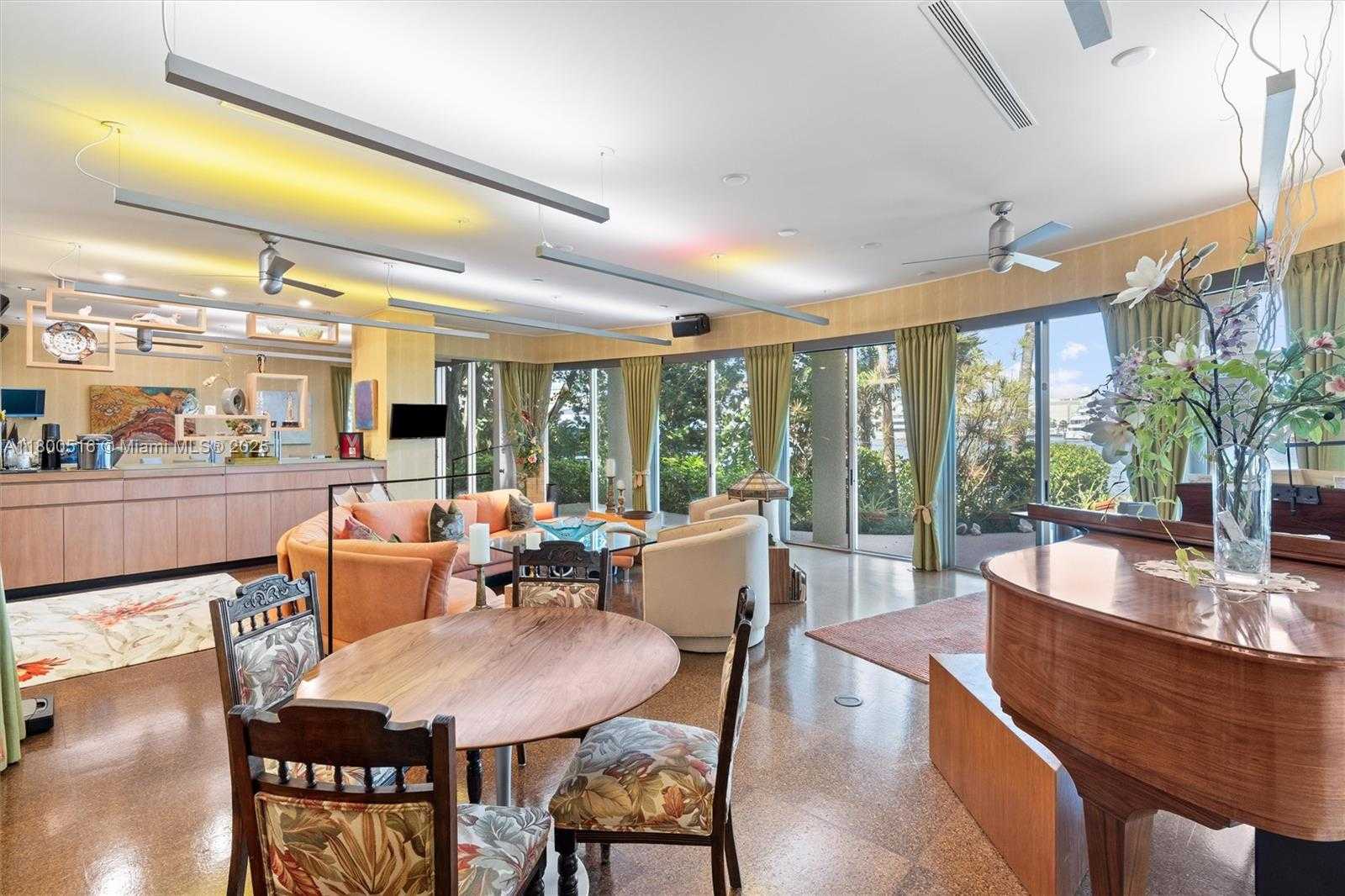 Small Image of 2500 MERCEDES DR, Fort Lauderdale Number 9