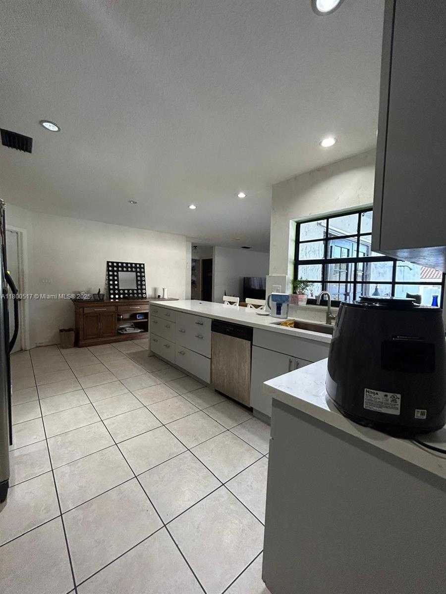 Small Image of 11800 SOUTH WEST 48TH ST, Cooper City Number 15