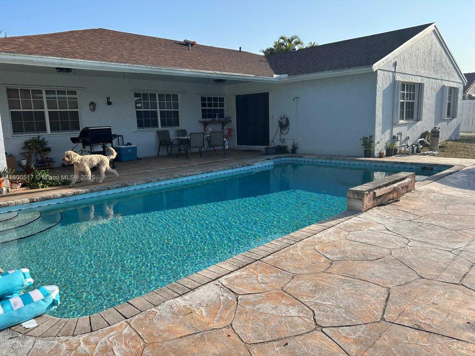 Small Image of 11800 SOUTH WEST 48TH ST, Cooper City Number 4