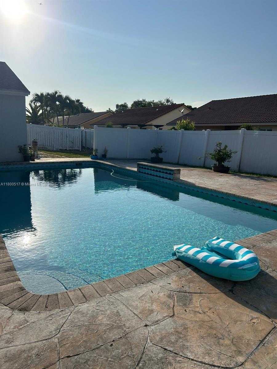 Small Image of 11800 SOUTH WEST 48TH ST, Cooper City Number 6