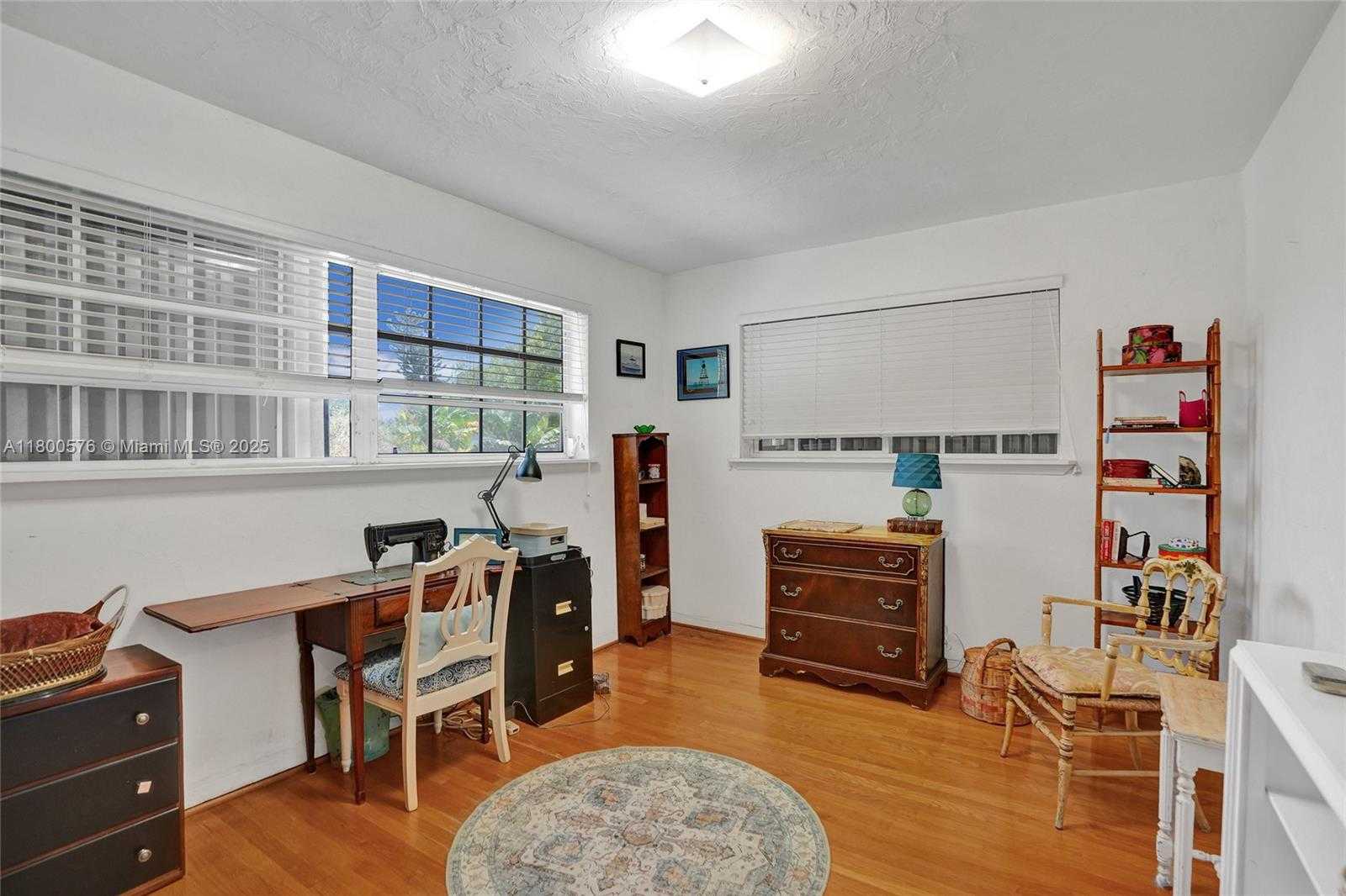 Small Image of 10020 SOUTH WEST 135TH ST, Miami Number 17