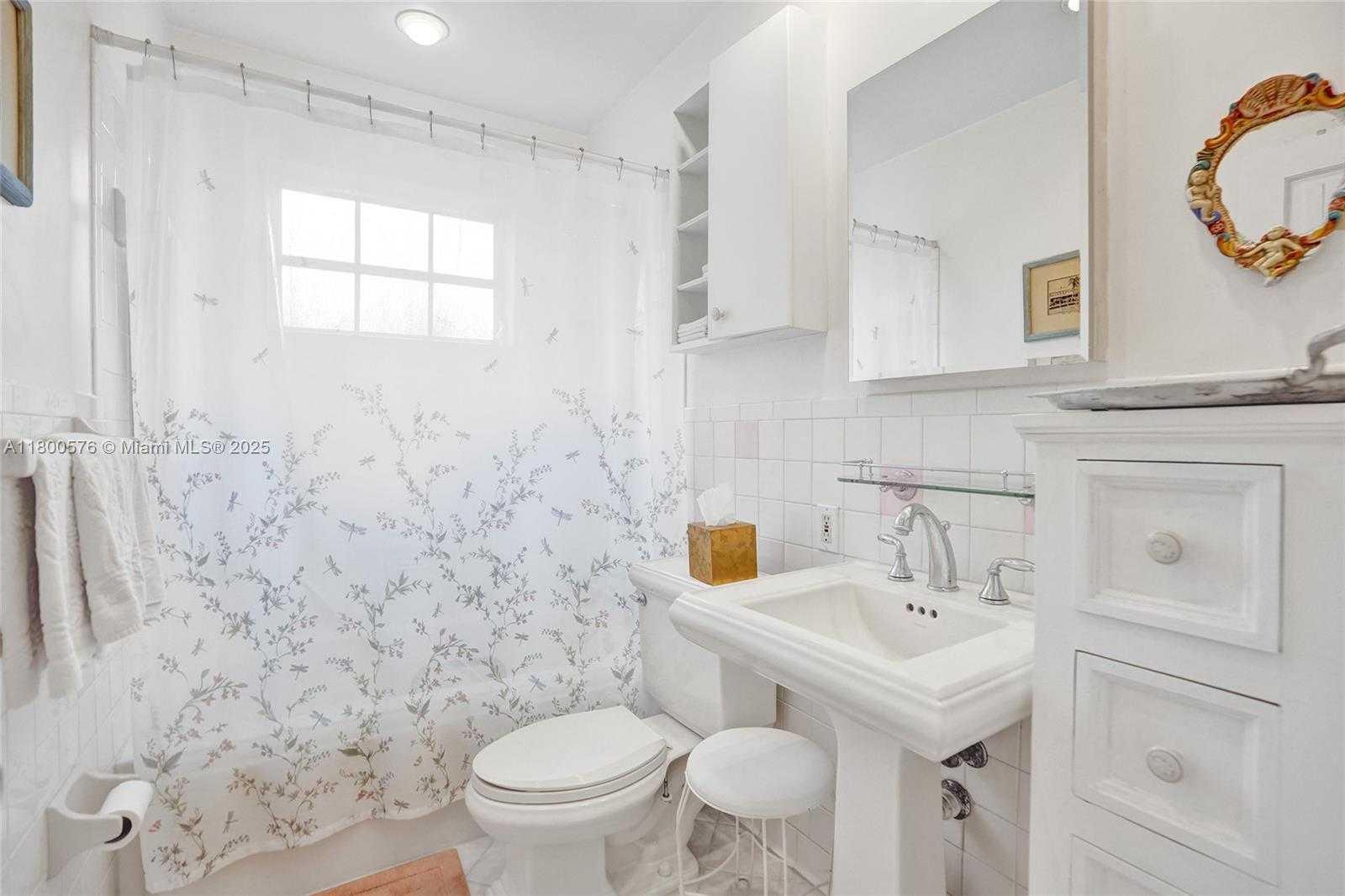 Small Image of 10020 SOUTH WEST 135TH ST, Miami Number 19