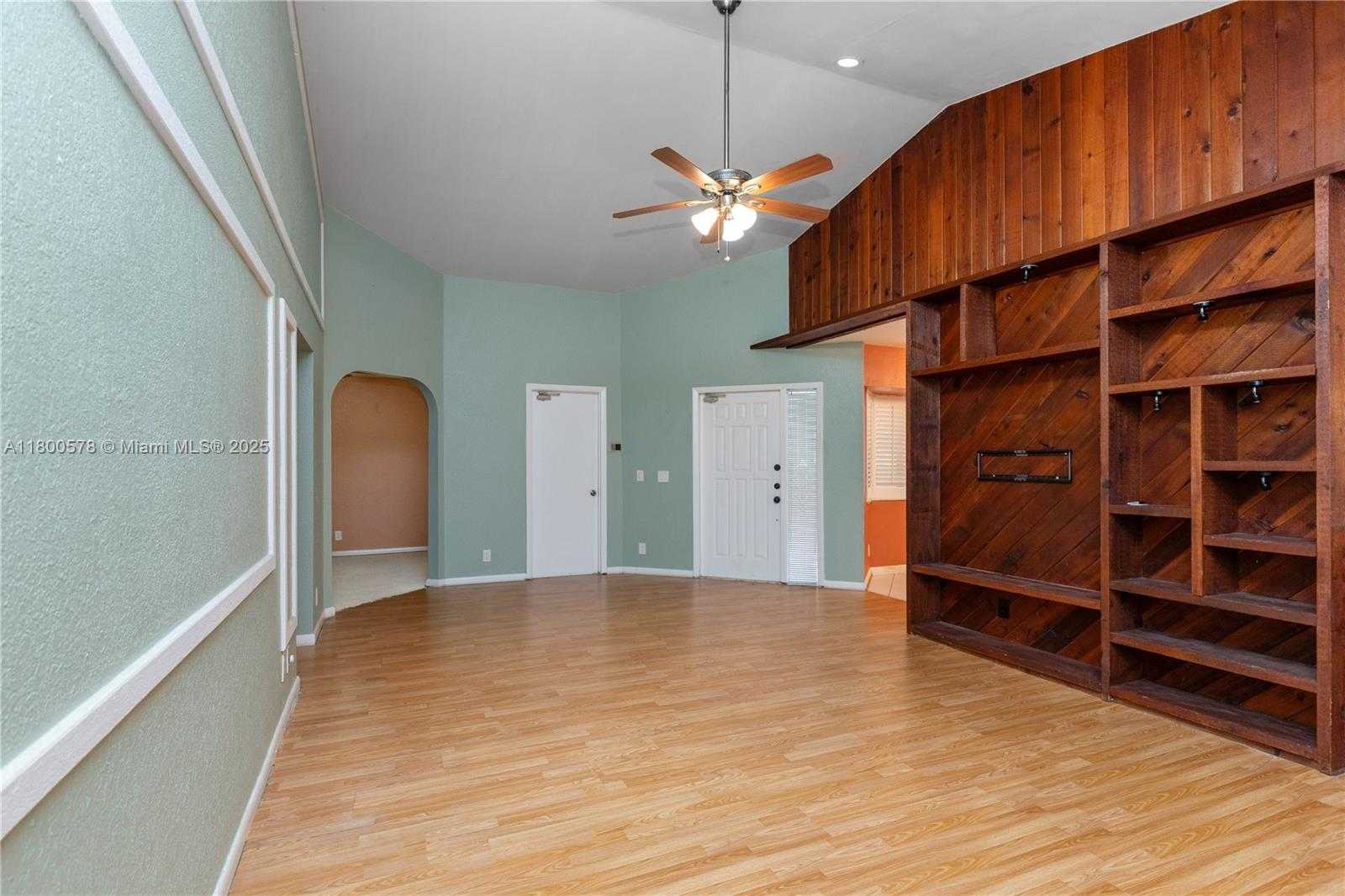 Small Image of 9360 SOUTH CHELSEA DR S, Plantation Number 12