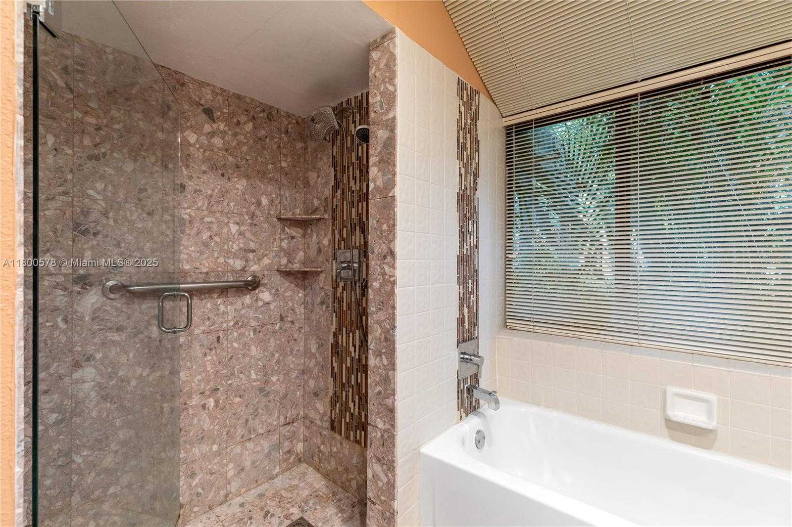 Small Image of 9360 SOUTH CHELSEA DR S, Plantation Number 27