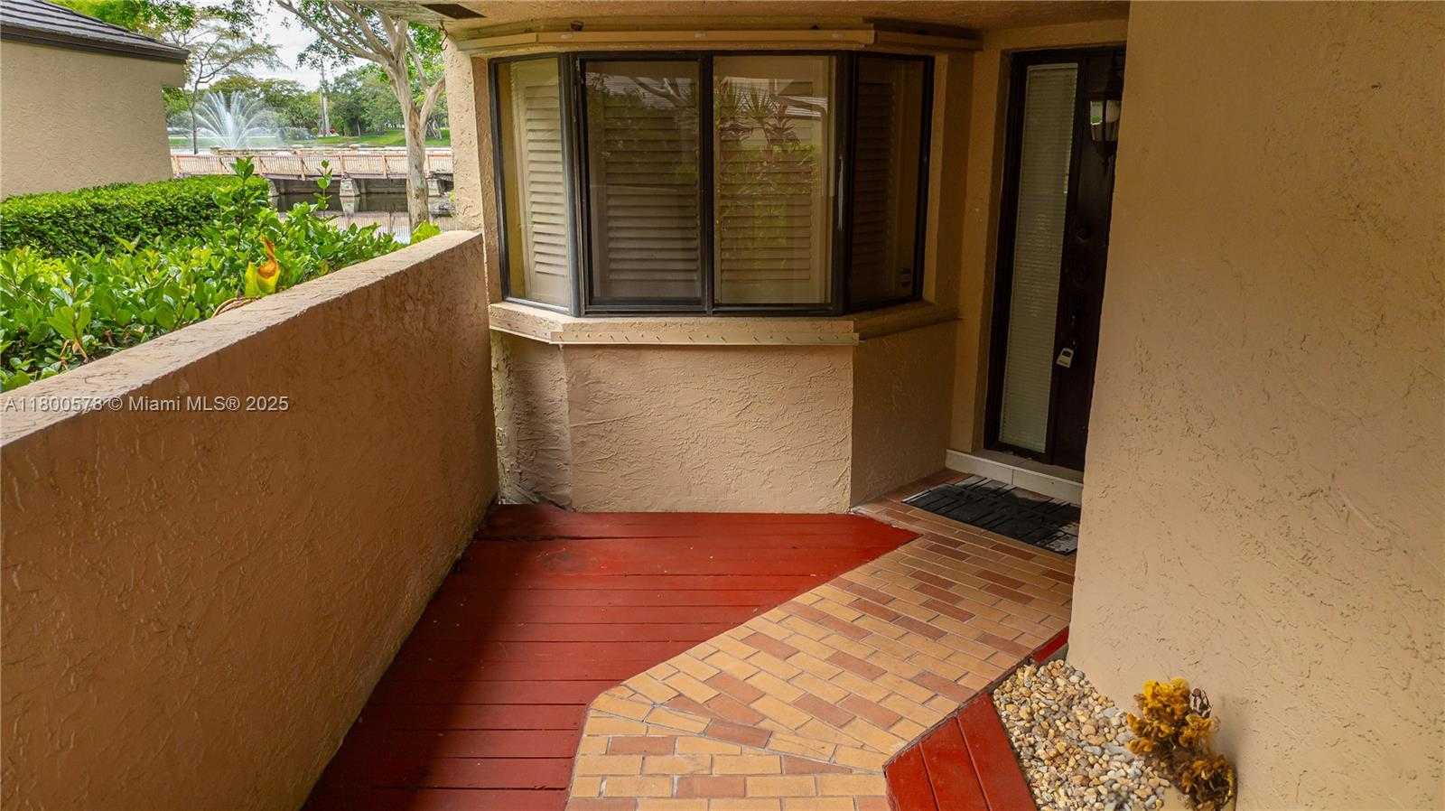 Small Image of 9360 SOUTH CHELSEA DR S, Plantation Number 4