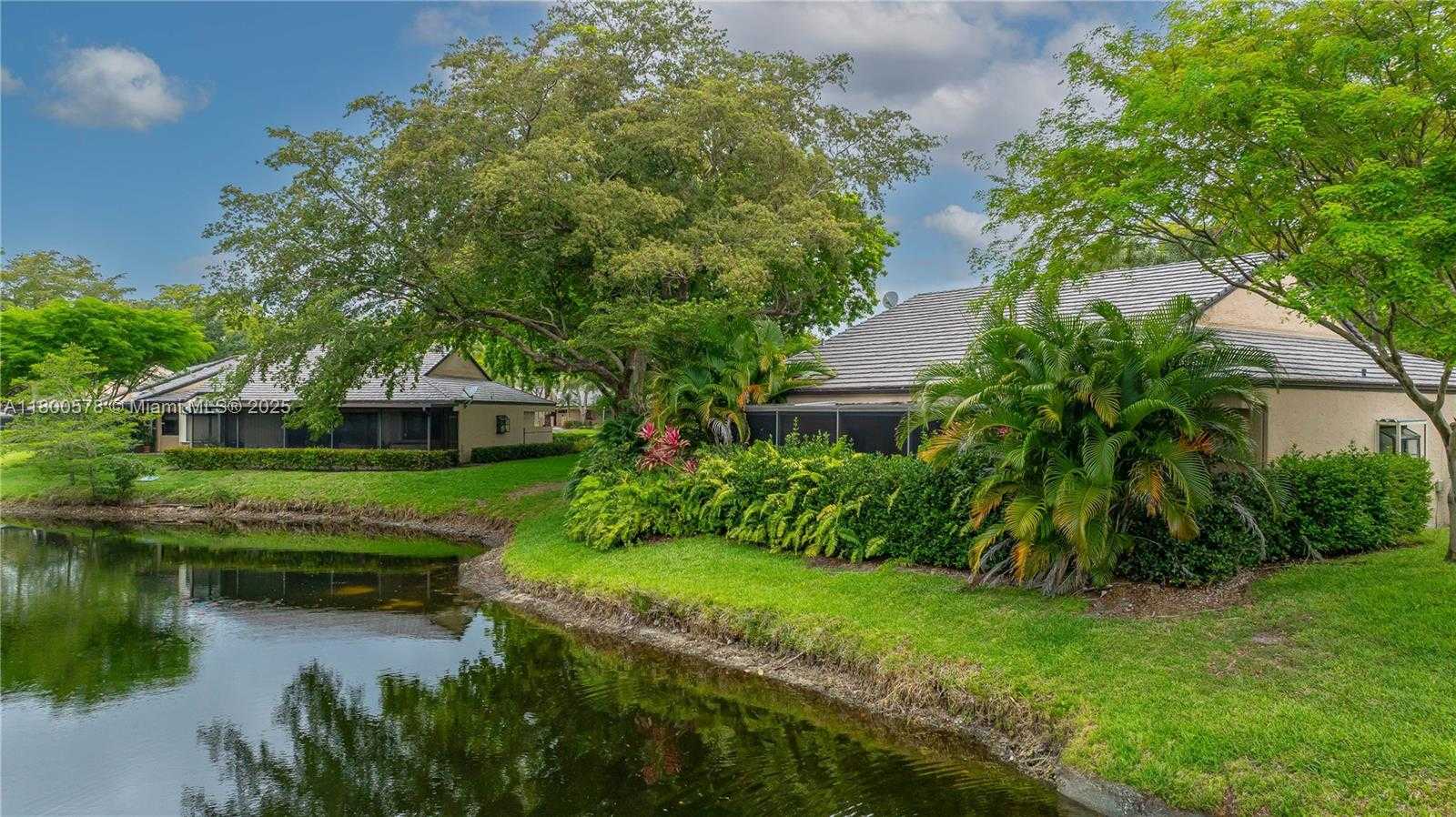 Small Image of 9360 SOUTH CHELSEA DR S, Plantation Number 41