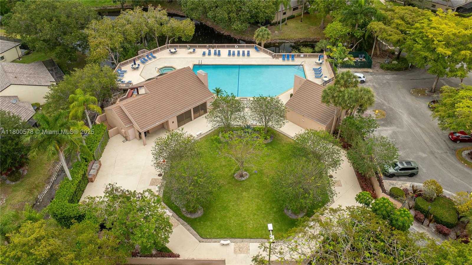 Small Image of 9360 SOUTH CHELSEA DR S, Plantation Number 50
