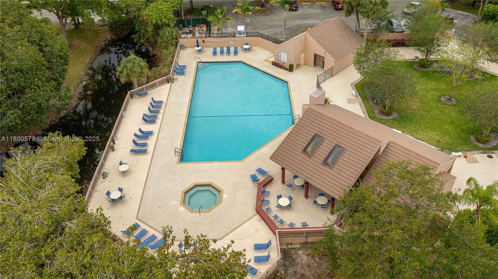Small Image of 9360 SOUTH CHELSEA DR S, Plantation Number 51