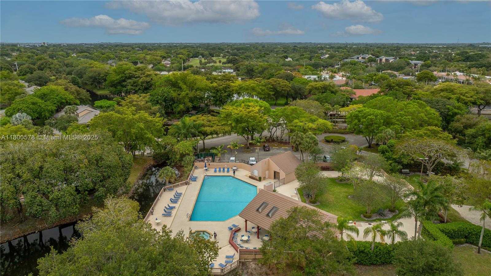 Small Image of 9360 SOUTH CHELSEA DR S, Plantation Number 52