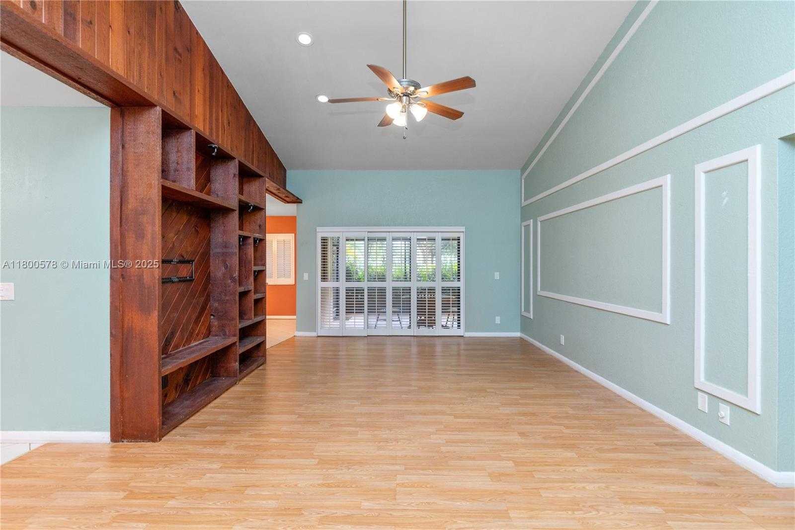 Small Image of 9360 SOUTH CHELSEA DR S, Plantation Number 7
