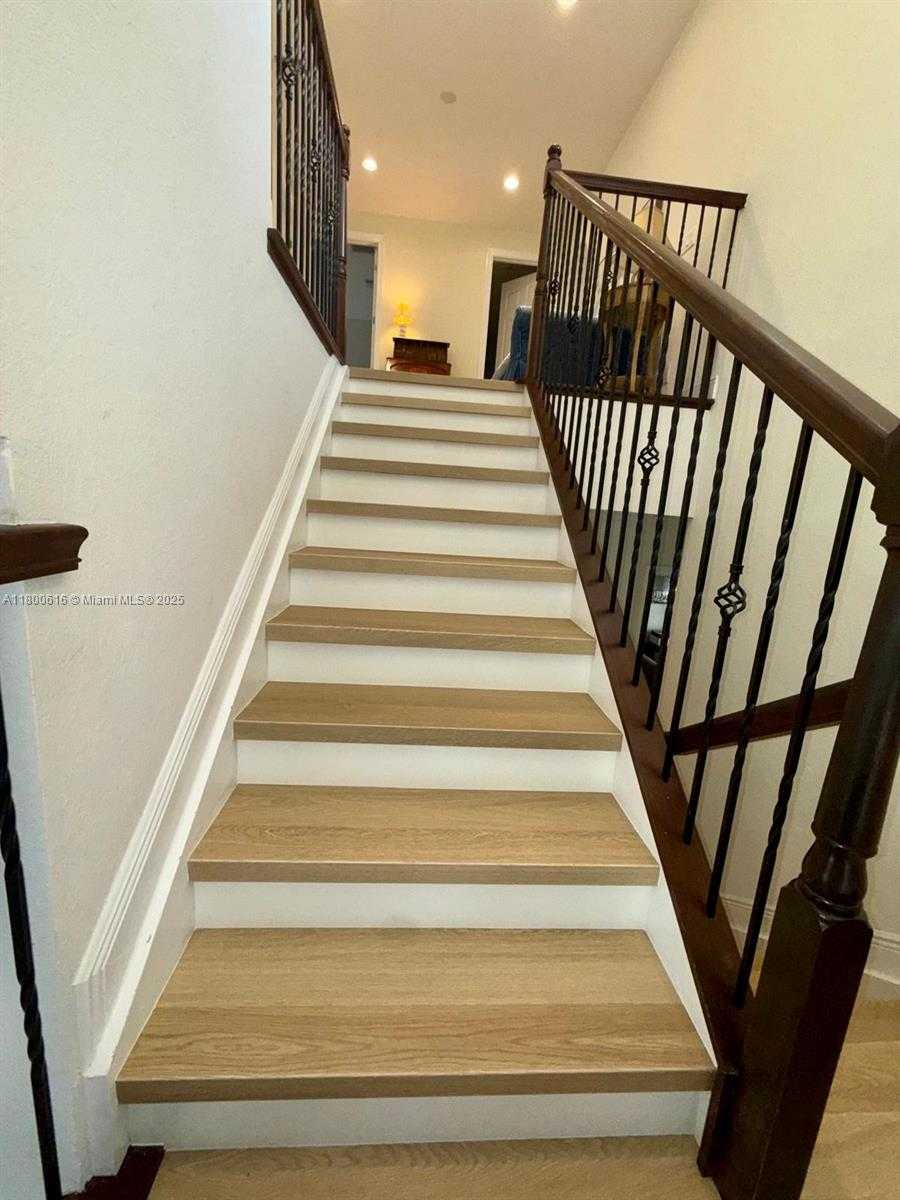 Small Image of 8264 NORTH WEST 118TH WAY, Parkland Number 19