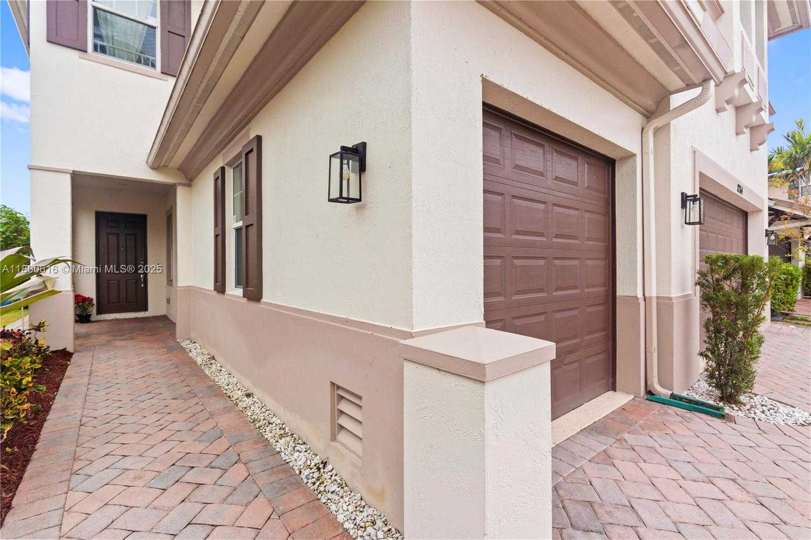 Small Image of 8264 NORTH WEST 118TH WAY, Parkland Number 34