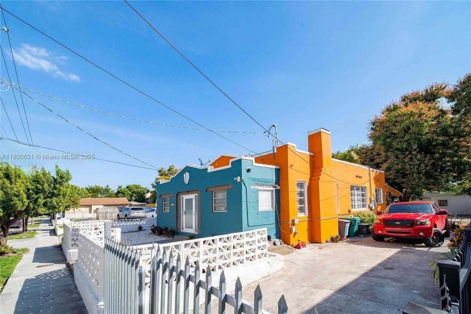 Small Image of 1436 SOUTH WEST 3RD ST, Miami Number 5