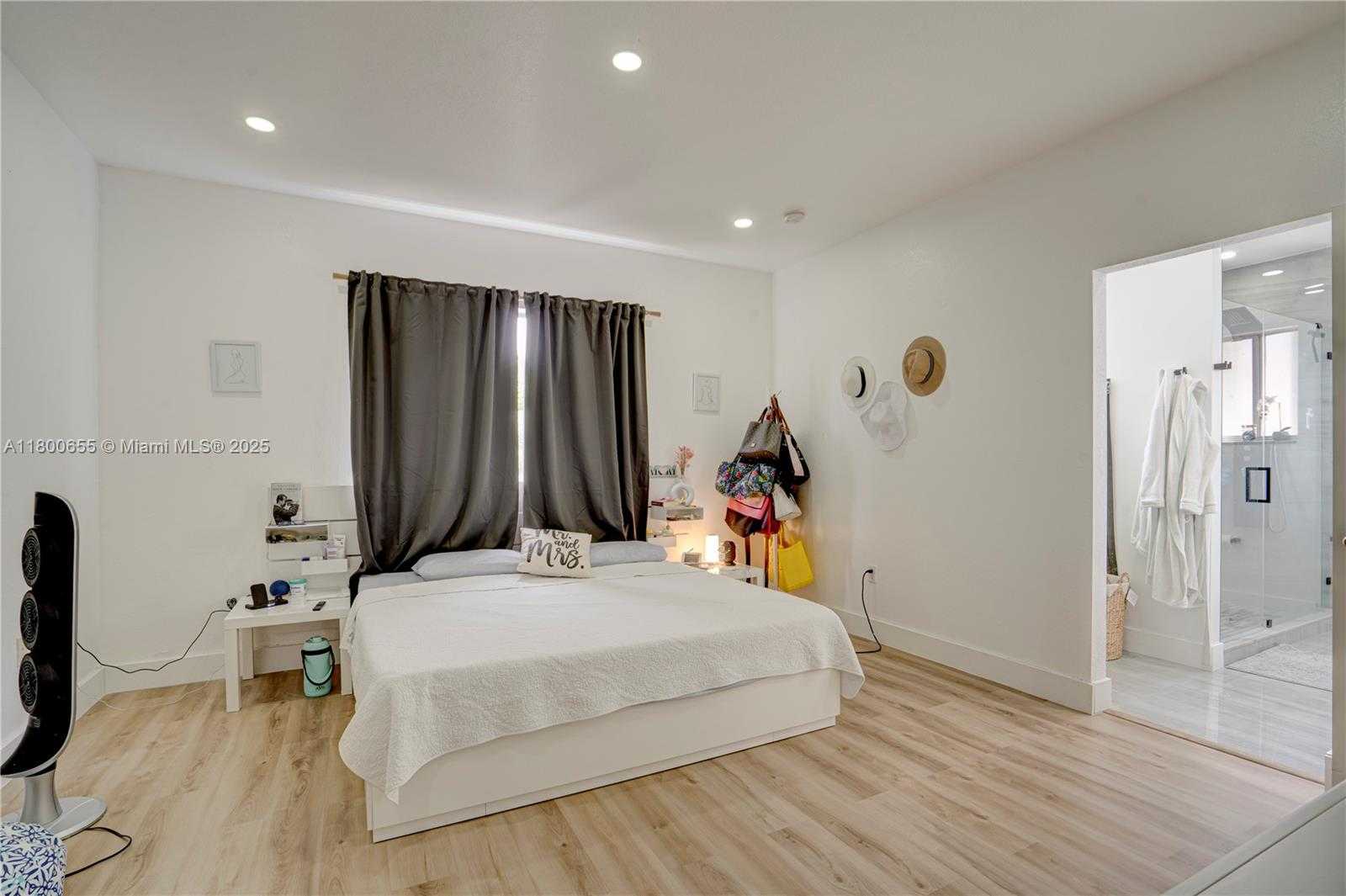 Small Image of 377 NORTH EAST 34TH TER, Homestead Number 19