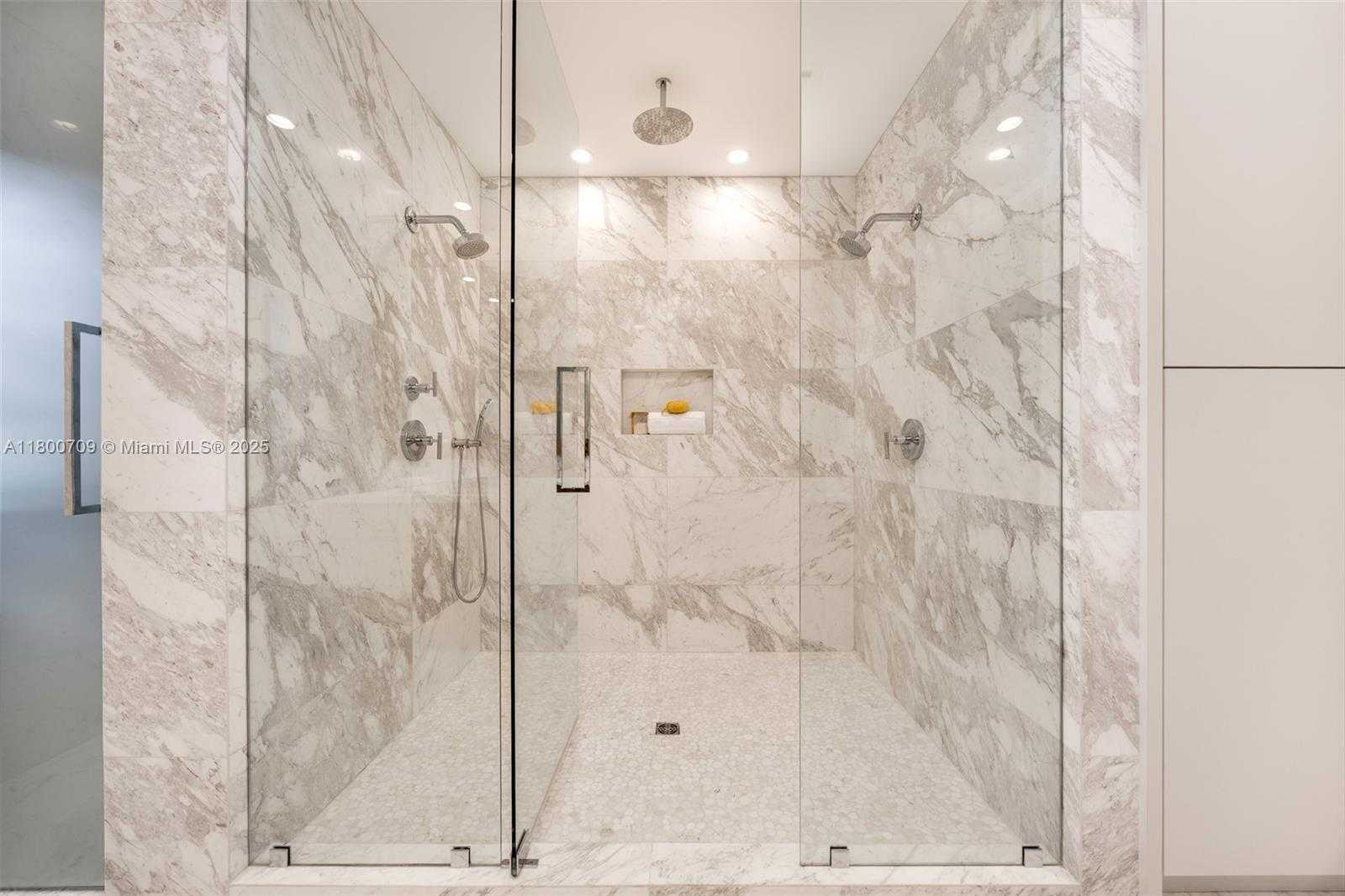 Small Image of 2905 WASHINGTON ST, Miami Number 27
