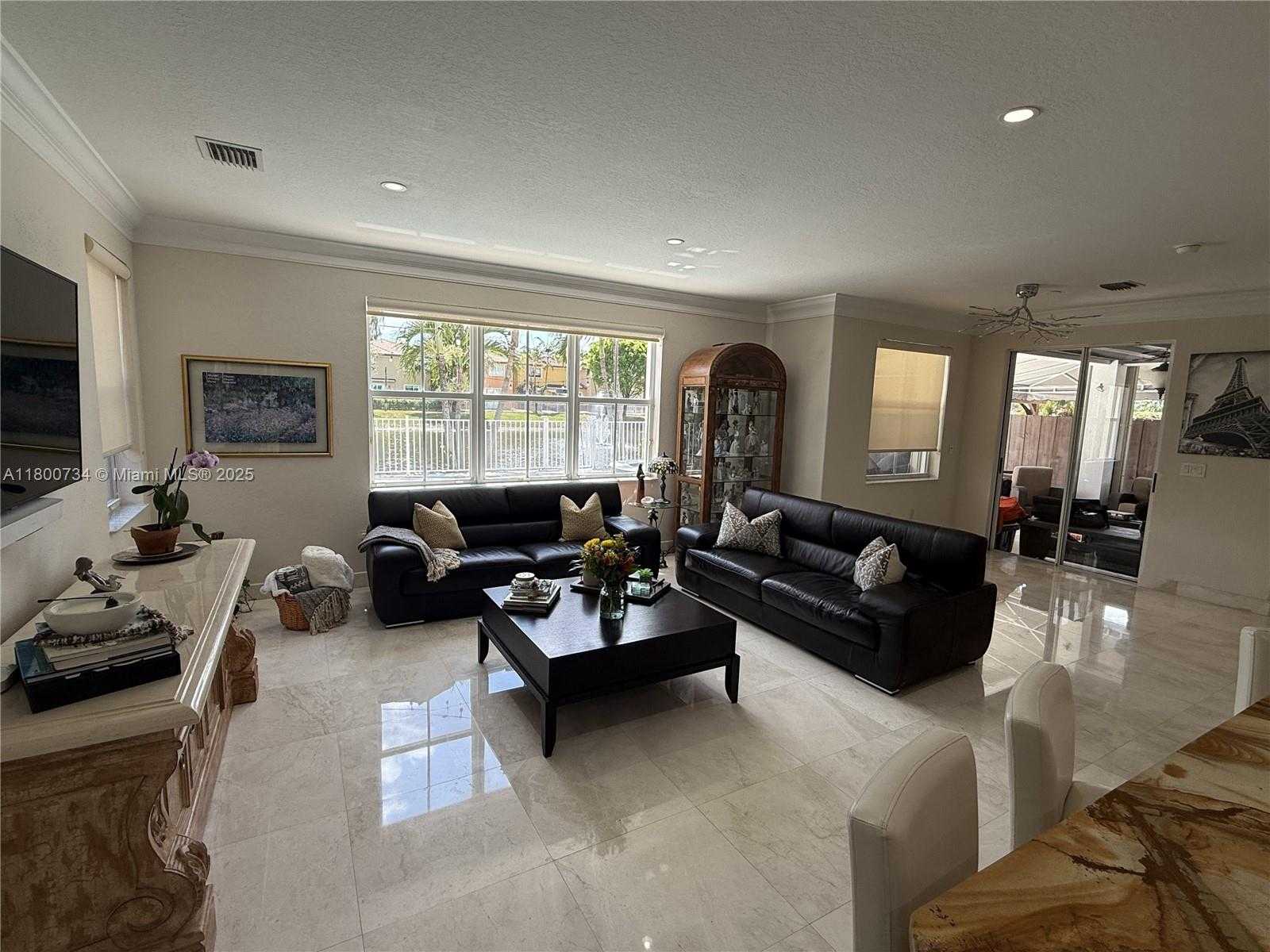 Small Image of 8389 NORTH WEST 115TH CT, Doral Number 19