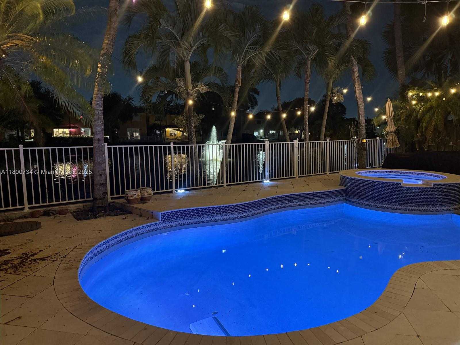 Small Image of 8389 NORTH WEST 115TH CT, Doral Number 3
