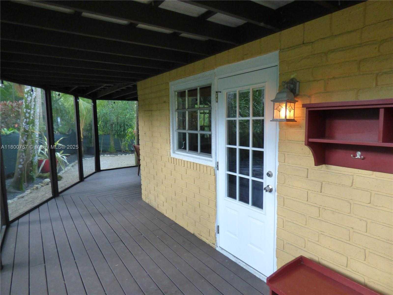 Small Image of 5858 SOUTH WEST 80TH ST, South Miami Number 12