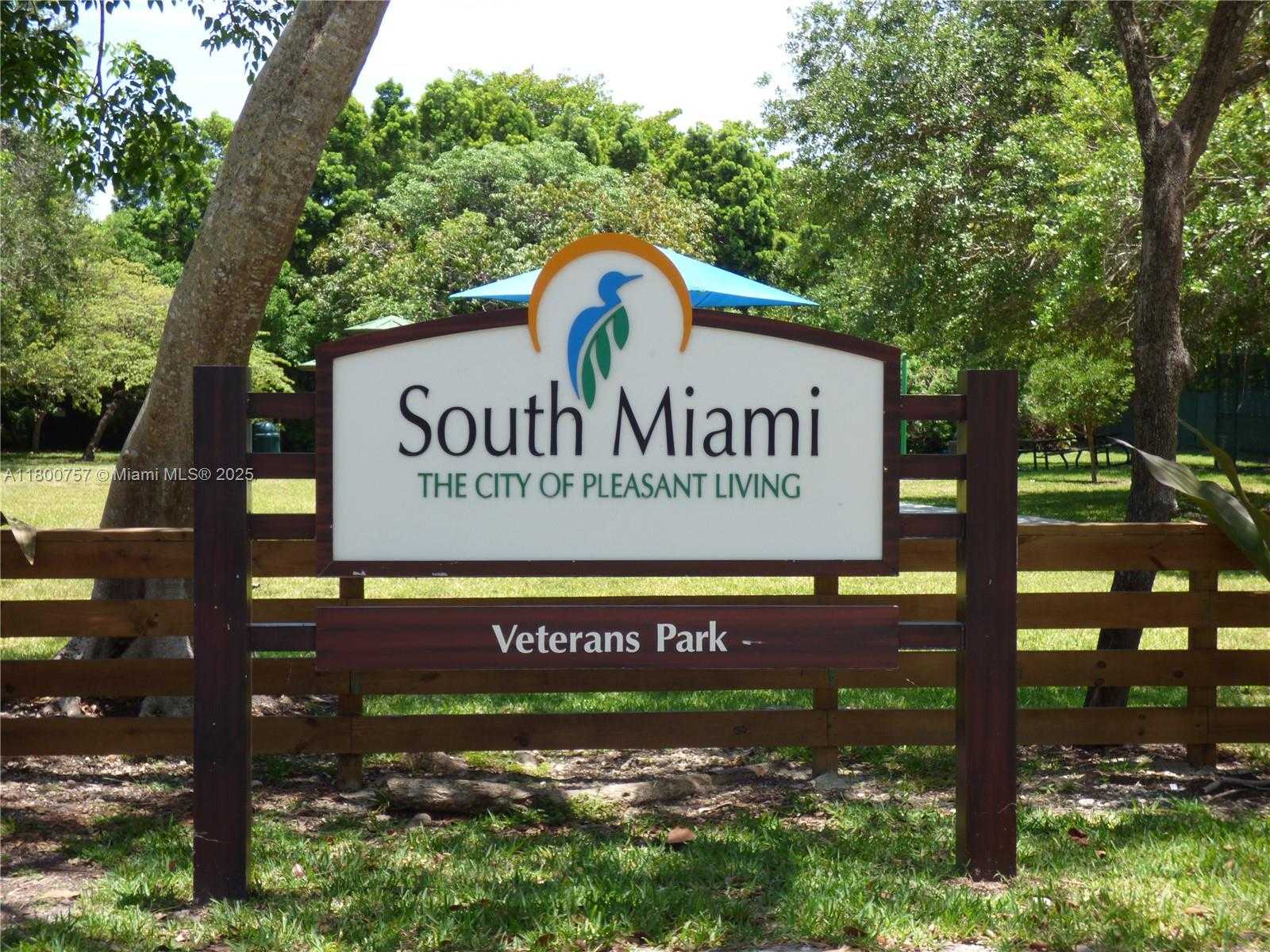 Small Image of 5858 SOUTH WEST 80TH ST, South Miami Number 29