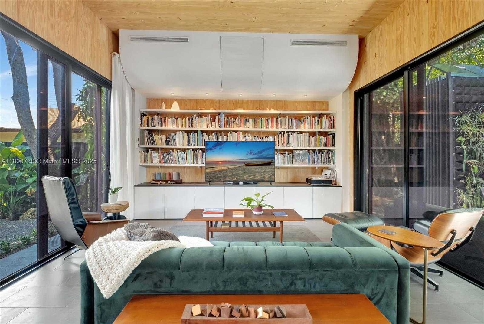 Small Image of 3642 WILLIAM AVE, Coconut Grove Number 10