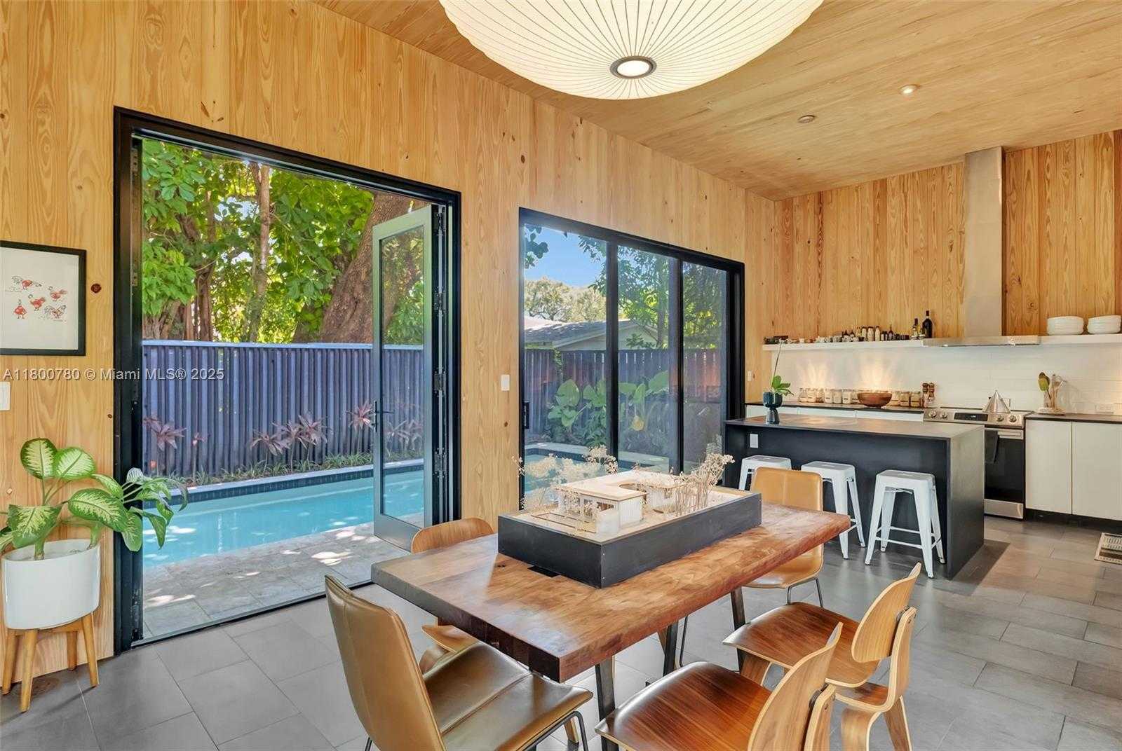 Small Image of 3642 WILLIAM AVE, Coconut Grove Number 15