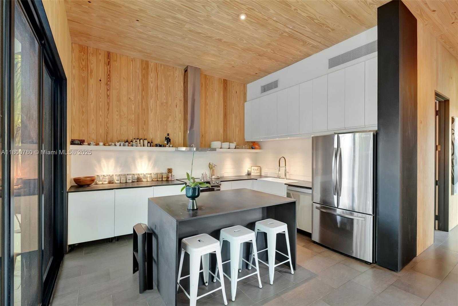 Small Image of 3642 WILLIAM AVE, Coconut Grove Number 20